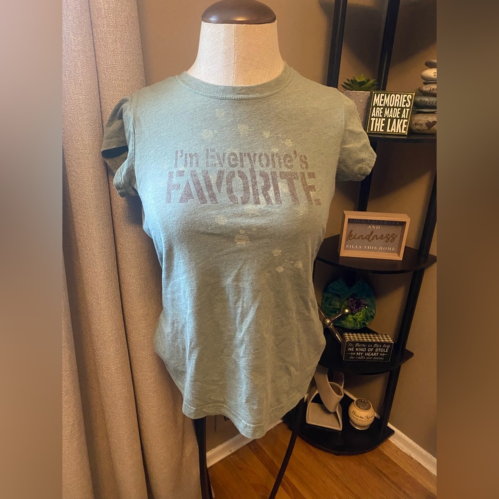 Juniors Self Esteem “I’m Everyone’s Favorite” Green Graphic Tee, Size Large!
